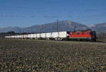 SBB CARGO Re 420 167-9 anstatt RAILCARE Rem 476 451  Re 420 167-9 Containerzug von RAILCARE bei Deitingen am 18.