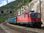 Die Re 4/4 II fuhr am 16.6.2007 mit einem Extrazug Bern-Brig bei Lalden durch.