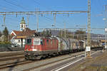 Re 420 260-6 durchfährt den Bahnhof Rupperswil.