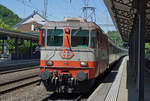 Re 420 108  SWISS EXPRESS  anlässlich der Bahnhofsdurchfahrt Sissach vom 12.