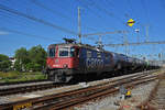 Re 420 241-2 durchfährt den Bahnhof Pratteln.