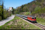 Am 23.04.2021 ist SBB Re 420 114-1 mit ihrer EW I Komposition unterwegs nach Bure Casernes und konnte hier bei Aesch BL aufgenommen werden.