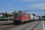 Re 420 239-6 durchfährt den Bahnhof Rupperswil.