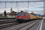 Re 420 272-7 durchfährt den Bahnhof Rupperswil.