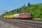 Re 420 250-3 fährt Richtung Bahnhof Rupperswil. Die Aufnahme stammt vom 12.05.2022.