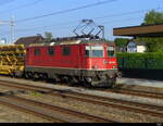 SBB - Lok 420 139 vor Güterzug bei der durchfahrt im Bhf. Rupperswil am 2024.08.16