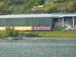 SBB - Re 4/4  11165 mit Postzug unterwegs am Bielersee am 19.09.2007