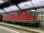 SBB - Re 4/4  11155 im Bahnhof von Zrich am 01.01.2008