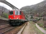 Re 4/4 II 11136 mit IR nach Locarno am 03.04.2008 bei Giornico