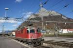 Nachdem der 64825 nach Mels bzw Flums gebracht wurde, verkehrte Re 4/4  11285 als Lokzug 95437L nach Zizers BCU, um einen Zementzug nach Buchs SG zu bringen.