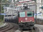 SBB - Re 4/4 11240 mit Gterzug unterwegs in Territet am 24.09.2008