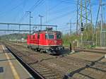 SBB-Cargo: Die Re 4/4  11270 durchfhrt solo den Bahnhof Othmarsingen.