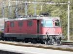 SBB - Re 4/4 11248 vor Gterzug in Koblenz am 09.04.2009