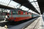 Meine Lieblingslokomotive Re 4/4 11108 als ICE Ersatzzug aufgenommen am 17.06.2009 in Zrich.