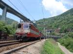 Re 4/4 11108 mit dem  Swiss Express  Look und eine weitere Re 4/4 am 27.5.05 in Giornico