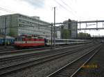 Re 4/4 11108 mit Extrazug ans Jodlerfest an  BEA Bern 2010 .