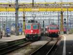 SBB - Gleichzeitige einfahrt der Re 4/4 11207 und der 460 023-5 im Hauptbahnhof Zrich am 07.09.2010