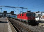 Re 4/4 II 11192 mit IR 3225 bei Durchfahrt im Bahnhof Bern Wankdorf, 03.10.2010.