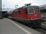 RE 3830 mit Re 4/4 II 11224 im Bahnhof Bad Ragaz, 15.10.2010.