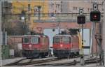 Re 4/4 II 11235 und 11191 in Chur.