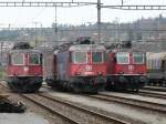 SBB - Re 4/4  11285 + Re 620 055-4 + Re 6/6 + Re 4/4 11171 im Gterbahnhof Biel am 26.03.2011