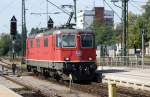 SBB Re 4/4 11215 rangiert in Singen am 03.09.2011