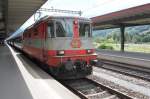 Die E-Loks Re4/4 II 11109,hier am 09.08.11 in Landquart,sind mit der Re4/4 II 11108 die einzigen Loks in  Swiss Express  Farbgebung,die noch brig geblieben sind.