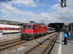 Re 4/4'' 11224 am 15.5.2012 in Zrich HB mit dem IR 2582 nach Schaffhausen.