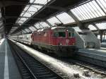 SBB - Re 4/4 11226 dem Nachtzug TALGO in HB Zrich am 25.05.2012