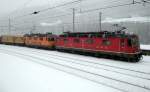 Bei einem Kurzbesuch in Airolo am 10.12.12 warteten die Re 6/6 11629  Interlaken  und die Re 4/4 11320 (Ex-RTS/Interregio Cargo) eine berholung ab.