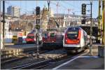 IC 830 nach Brig Abfahrt 16.02, IC780 nach Basel SBB Abfahrt 16.00 und ICN 530 nach Genve-Aroport Abfahrt 16.04 in Zrich HB.