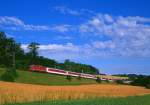 11128 mit CNL 458 am Bzberg bei Zeihen, 19.07.2008.