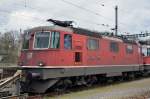 Re 4/4 II 11267 beim Güterbahnhof in Muttenz.