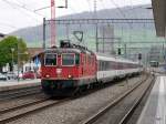 SBB - Re 4/4  11302 mit IR bei der durchfahrt im Bahnhof Sissach am 06.04.2014