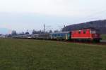 SBB: EW II-Pendelzüge mit zwei Re 420. Autosalon-Ersatzverkehr Bern-Olten. EW II-Pendel mit Re 420 an beiden Enden bei Herzogenbuchsee am 6. März 2014.
Foto: Walter Ruetsch