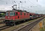 Am 02.05.2014 fuhr die SBB Re 4/4 11240 mit einem Autozug durch Basel Bad Bf gen Muttenz.