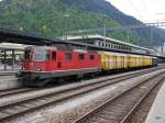 SBB - Re 4/4 11265 mit Postzug in Chur am 10.05.2014