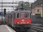 SBB - 420 165-3 und Re 6/6 vor Güterzug in Rotkreuz am 25.09.2014