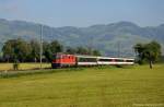 Re4/4'' 11116 mit RE3807 am 18.05.2013 bei Oberriet