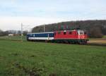 SBB/SECURITAS: SECURITAS-Zug mit der Re 4/4 11212 bei Herzogenbuchsee am 22. Dezember 2014. Während mehreren Jahren stand für diese Leistung ein RBe 4/4 im Einsatz.
Foto: Walter Ruetsch 