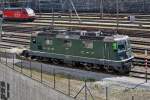 Re 4/4 II 11161 wartet beim Bahnhof SBB auf den nächsten Einsatz.