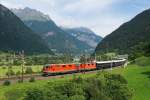 Re 4/4 II 11132 und Re 4/4 II 11140 ziehen am 29.06.2015 den Venice Simplon-Orient-Express von Erstfeld Richtung Silenen.