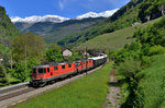 Re 4/4 11247 + Re 420 280 mit dem Orientexpress am 20.05.2016 bei Lavorgo. 