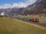 Die Re 420 206 mit einem IC nach Chur am 18.02.2017 unterwegs bei Flums.