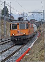 Da die SBB Re 420 320-4  (UIC 91 85 4420 320-4 CH-SBBC) mit ihrem Güterzug beim virtuellen ETCS L2 Ausfahrtsignal in Villeneuve wenige Minuten die Ausfahrt eines Regionalzuges abwarten musste,