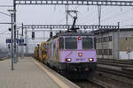 Re 420 347-7 mit Bauzug Burgdorf-Rangierbahnhof Olten in Burgdorf am 27.