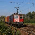 421 273-4 mit Containerzug in Leipzig-Thekla.