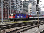 SBB - 421 383-1 ei der einfahrt im HB Zürich am 28.01.2018