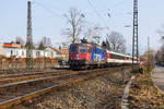 421 394-4 mit ihrem EuroCity aus Zürich kommend in Lindau.