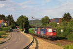 Re 421 384-9 und Re 421 374-0 mit dem DGS 49021 (Kork-Glattbrugg) bei Schallstadt 19.7.18